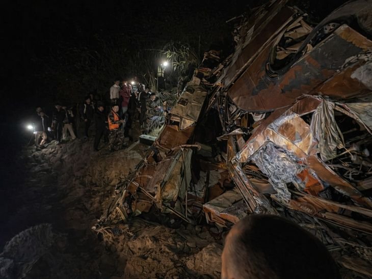 18 Dead, 2 Foreigners Killed