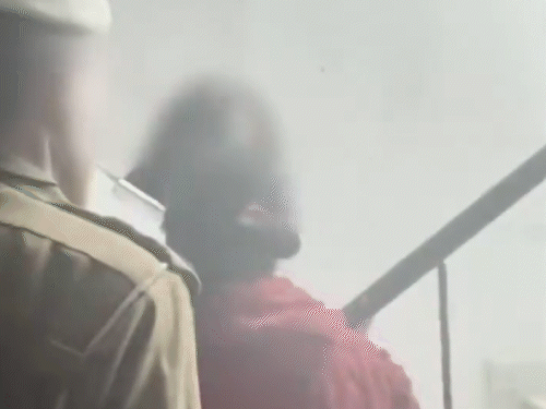 दिल्ली में अरुणाचल की 3 महिलाओं पर नस्लीय कमेंट:पड़ोसियों ने धंधेवाली कहा, आरोपी महिला बोली- मेरे पति के साथ बेडरूम में सो जा