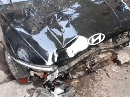 Delhi Car Accident Kills Delivery Boy