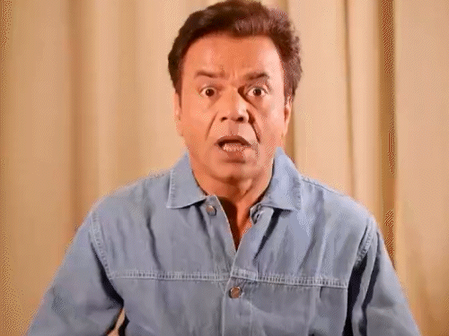 राजपाल यादव जेल में स्मोकिंग रूम चाहते:शाहजहांपुर में बोले- तिहाड़ मेरे लिए चिंतन शिविर जैसा था; VIDEO में चेक बाउंस स्टोरी