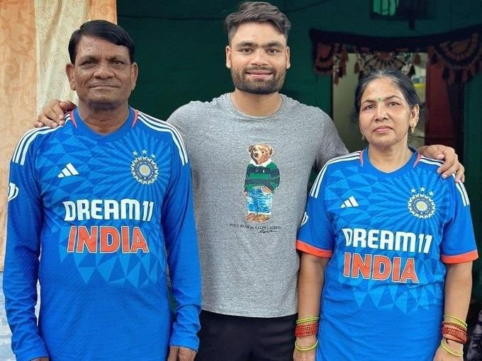 T20 World Cup Rinku singh Rejoins Team India after father funeral for west indies match kolkata