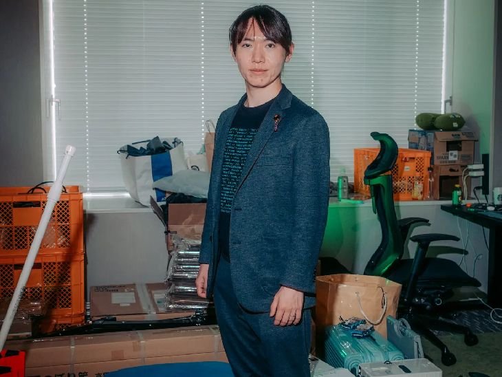 जापान की संसद में AI इंजीनियरों की एंट्री:टी-शर्ट व पोनीटेल वाले नेता चर्चा में, कहते हैं राजनीति से सुस्ती दूर कर देंगे; ‘टीम मिराई’ ने 11 सीटें जीतीं, 30 लाख वोट भी