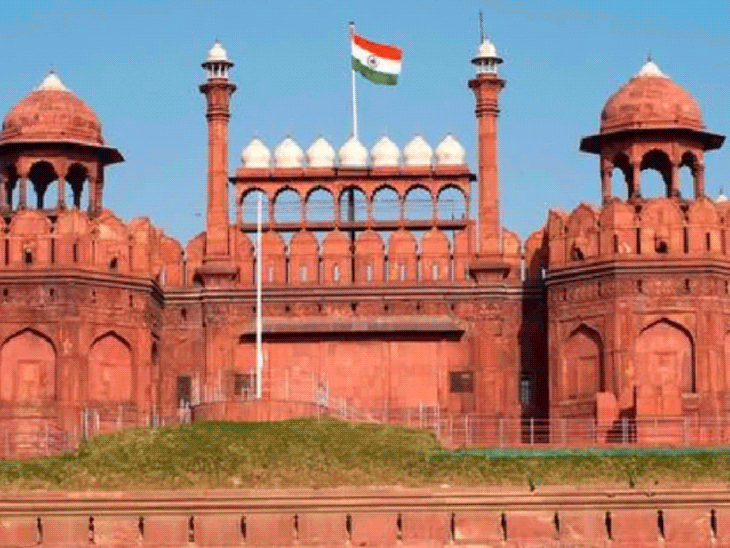 दिल्ली में धार्मिक-ऐतिहासिक जगह लश्कर के निशाने पर:खुफिया एजेंसियों का अलर्ट, लाल किला-चांदनी चौक क्षेत्र में सुरक्षा बढ़ाई गई