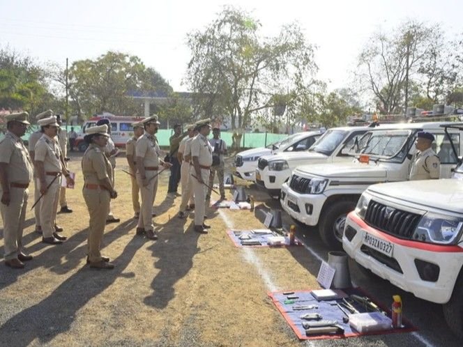 आईजी अनुराग बोले- नशे के खिलाफ एक्शन लेंगे:सोशल मीडिया पर निगरानी रखेंगी पुलिस; थाना स्टाफ को सायबर ट्रेनिंग देने के निर्देश