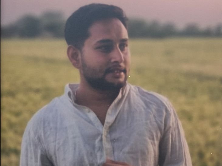 राजस्थान के युवक ने गुना में फांसी लगाई:मामा के लड़के के साथ घूमने आया था; कमरे में फंदे पर मिला