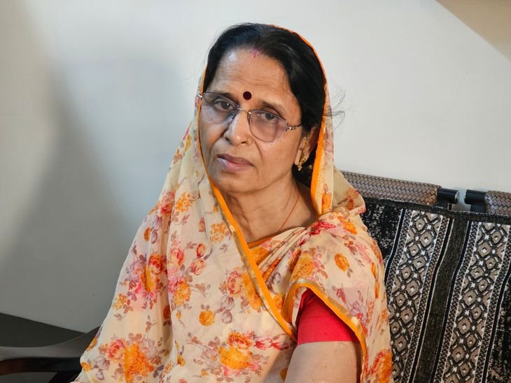 मंदसौर में अंधविश्वास का जाल बिछाकर महिला से मंगलसूत्र लूटा:81 कदम चलो, बालाजी के दर्शन होंगे” कहकर झांसे में लिया, ढाई तोले का मंगलसूत्र ले गए