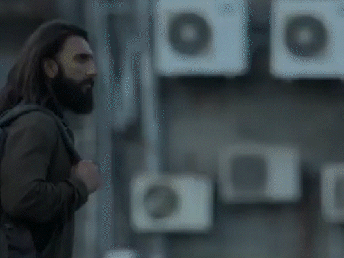 पाकिस्तानियों ने धुरंधर 2 की कमाई में हिस्सा मांगा:बोले- ₹500 करोड़ ल्यारी वालों को दे दो, पैसों से इलाके की सड़कें बनेंगी