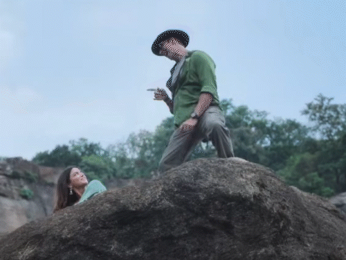 भूत बंगला का 'तू ही दिसदा' सॉन्ग टीजर रिलीज:अक्षय-वामिका की रोमांटिक केमिस्ट्री दिखी; अरिजीत सिंह की आवाज में फिल्म का दूसरा ट्रैक