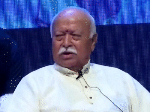 भागवत बोले- RSS को 86 संभागों में बांटेंगे:लेकिन काम का तरीका नहीं बदलेगा; कहा- बयान गलत तरीके से दिखाने वालों पर हंसी आती है