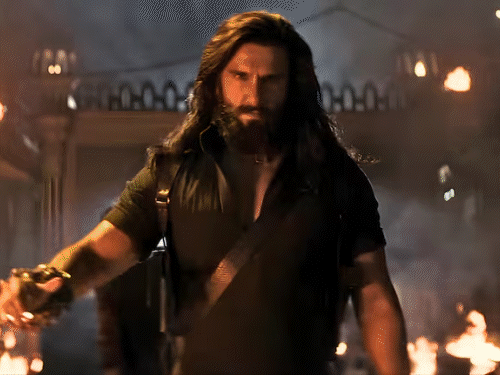 महेश बाबू ने धुरंधर 2 की तारीफ की:बोले-एकदम शानदार तरीके से बनाई गई धमाकेदार फिल्म, रणवीर सिंह की एक्टिंग की भी सराहना की