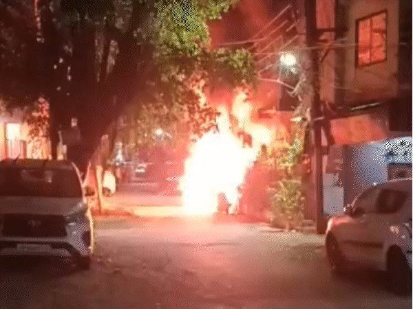 Phone Cut by Fire Brigade, Man Dies, Video Viral