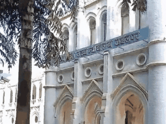 लिव-इन में रहने के बाद रेप का आरोप गलत:एमपी हाईकोर्ट ने व्यापारी को किया बरी; कहा- सहमति से बने संबंधों में FIR उचित नहीं