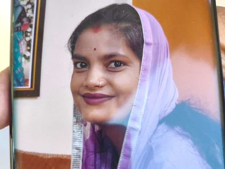 बालाघाट में विवाहिता ने की खुदकुशी:पिता बोले- पढ़ी-लिखी थी ऐसा नहीं कर सकती, लगाया प्रताड़ना का आरोप