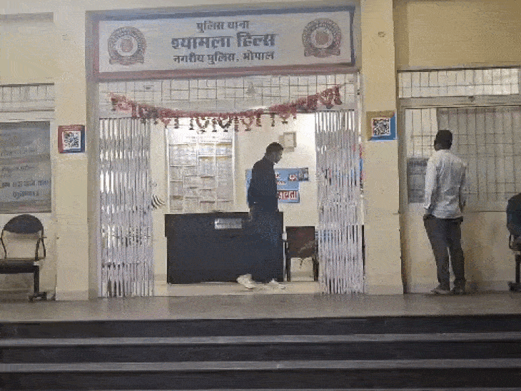 भोपाल में रंगपंचमी की रात 55 लाख की लूट:चाकू अड़ाकर बदमाशों ने दो भाइयों को बनाया निशाना