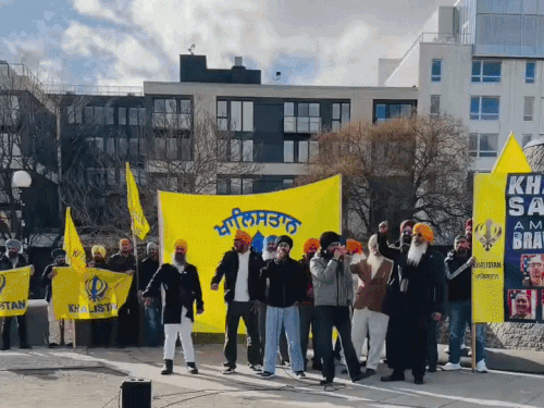 अमेरिका में खालिस्तान समर्थकों का भारत विरोधी प्रदर्शन:"किल मोदी पॉलिटिक" के नारे लगाए, इंडियन प्रोडक्ट का बायकॉट करने का ऐलान