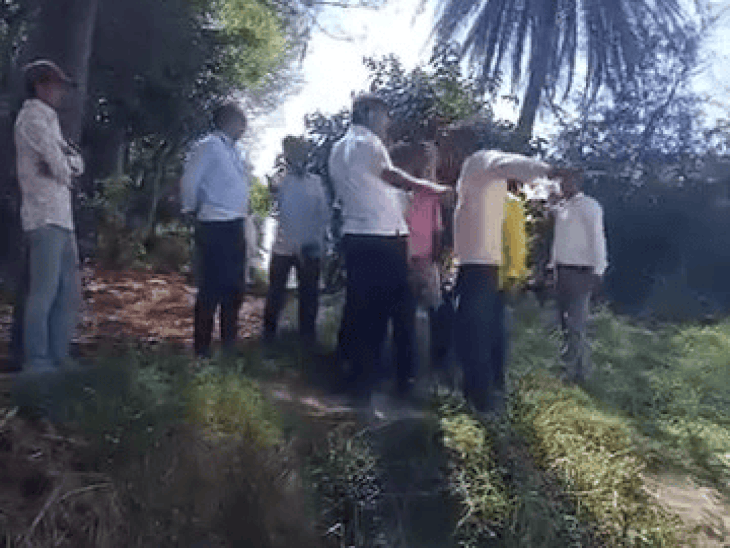 शिवना शुद्धिकरण निरीक्षण के दौरान बांध तोड़ने की अफवाह:बहस की स्थिति भी बनी; विधायक जैन बोले- कुछ लोग नहीं चाहते नदी साफ हो