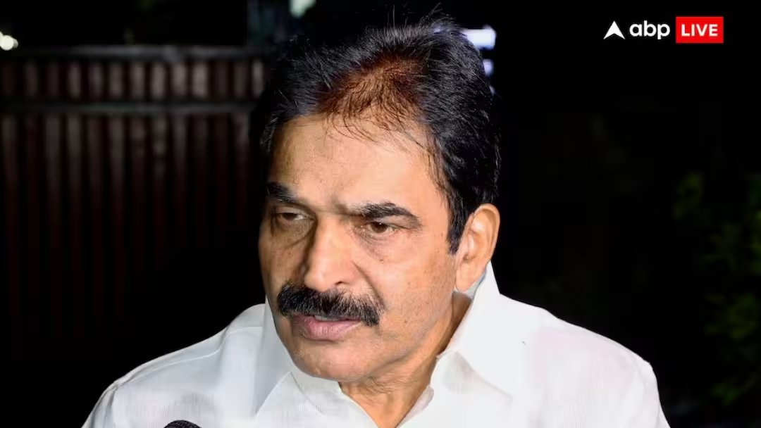 केरल बीजेपी अध्यक्ष राजीव चंद्रशेखर ने यूडीएफ पर लगाया चुनाव आयोग का रुख, वेणुगोपाल ने लगाया 'संपत्ति विरासत' का आरोप