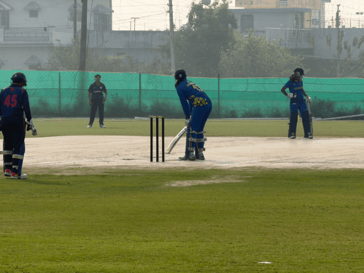 वूमेंस अंडर-23 वनडे ट्रॉफी:केसरी दृष्टि की घातक गेंदबाजी, झटके 6 विकेट; रोमांचक मुकाबलों में गोवा और दिल्ली की भी शानदार जीत