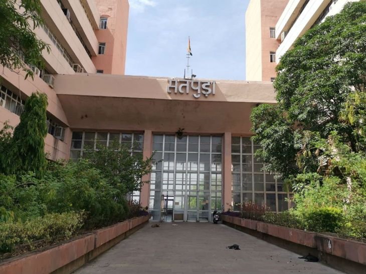 MP के कॉलेजों पर सवा करोड़ से ज्यादा बकाया:उच्च शिक्षा विभाग ने मार्च तक का दिया समय, बिजली-जलकर का करना होगा पेमेंट