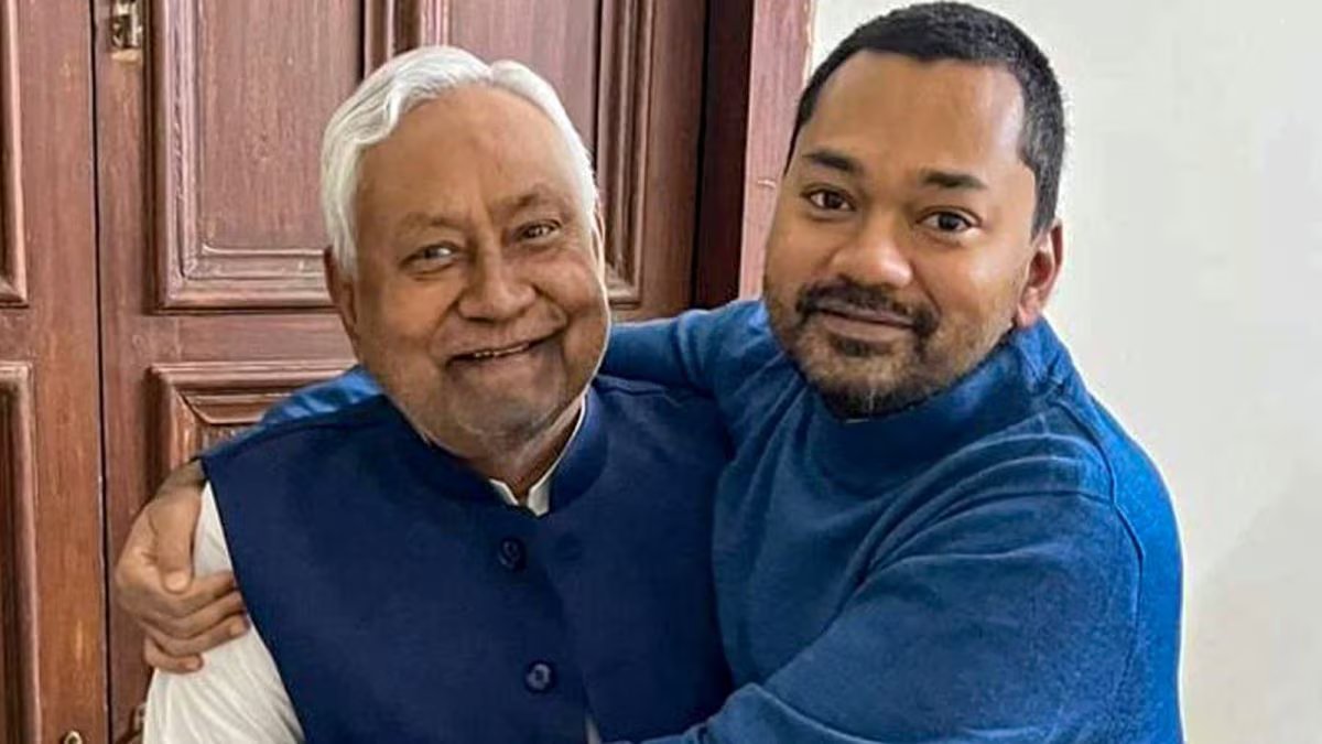 Rashmika Mandanna-Vijay Deverakonda Wedding Reception: Allu Arjun, Kriti Sanon, Ram Charan and others attend.