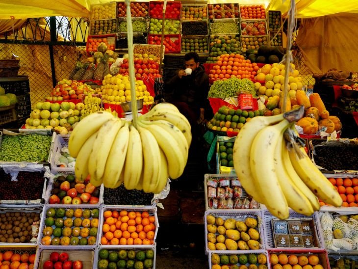 फरवरी में रिटेल महंगाई बढ़कर 3.21% हुई:खाने-पीने की चीजें महंगी होने का असर; इजराइल-ईरान जंग से ये और बढ़ सकती है