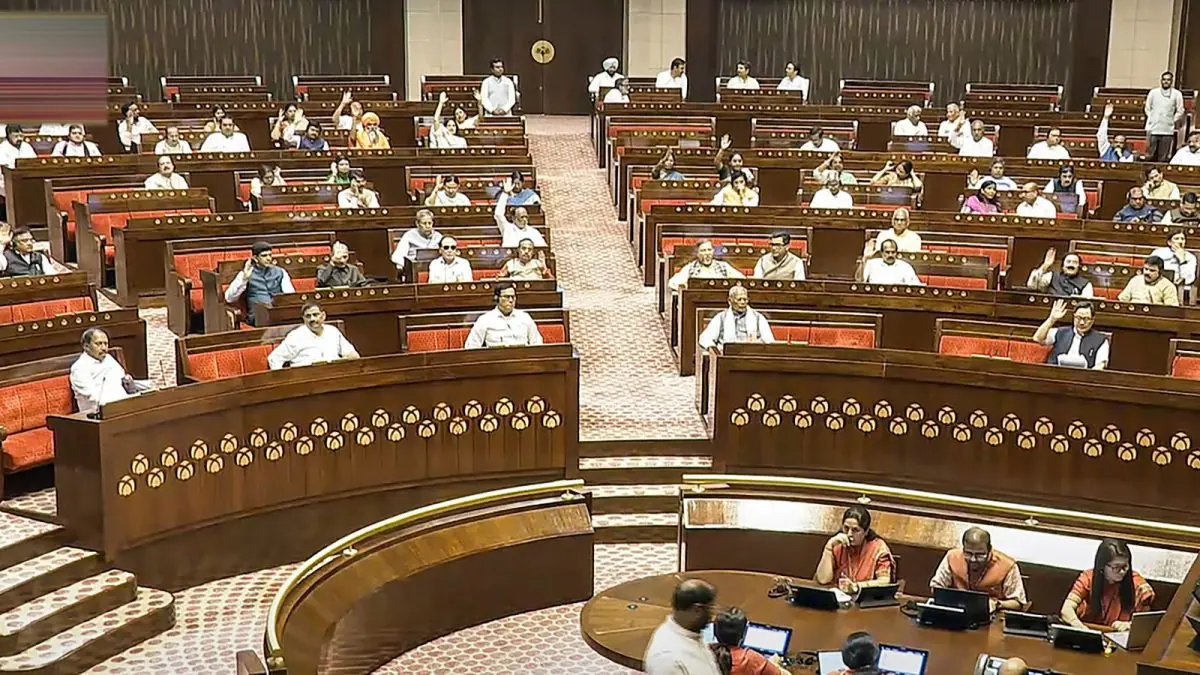 New Zealand Vs South Africa Live Cricket Score, 3rd T20I: Stay updated with NZ vs SA Ball by Ball Match Updates and Live Scorecard from Auckland.