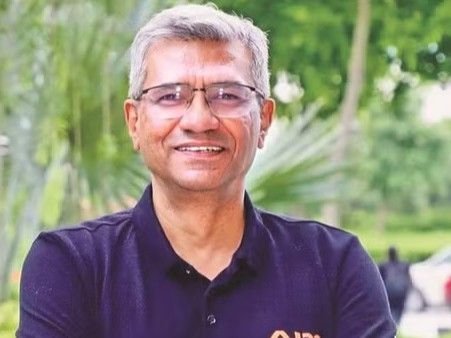 एयर इंडिया एक्सप्रेस के MD आलोक सिंह ने इस्तीफा दिया:5 साल का कार्यकाल पूरा हुआ; उनके नेतृत्व में एयरएशिया इंडिया का मर्जर हुआ था