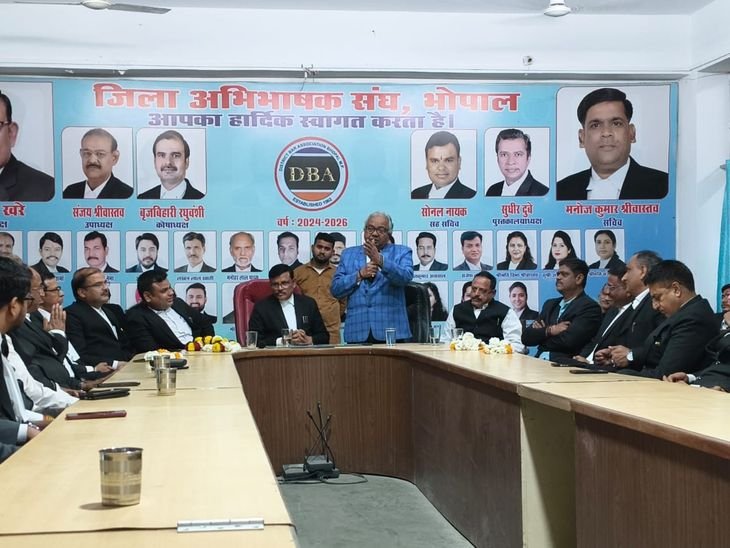 एडवोकेट प्रोटेक्शन एक्ट की मांगों को लेकर आंदोलन तय:डेढ़ लाख वकील भोपाल में करेंगे अनिश्चितकालीन आंदोलन