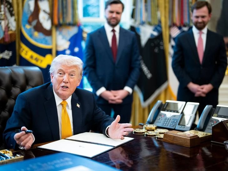 ईरान जंग के बीच ट्रम्प बोले- अगला नंबर क्यूबा का:कब्जे के लिए सेना का इस्तेमाल कर सकते हैं, पहले कह चुके- हासिल करके रहूंगा