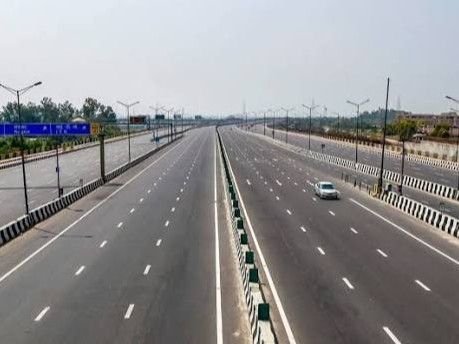 हाईकोर्ट की सख्त टिप्पणी- 2मिनट में ओला-उबर, एंबुलेंस क्यों नहीं?:रोड सेफ्टी पर सुनवाई; हाईवे पर 300 अवैध कट-प्वाइंट्स का मुद्दा उठा, एनएचएआई से भी जवाब तलब