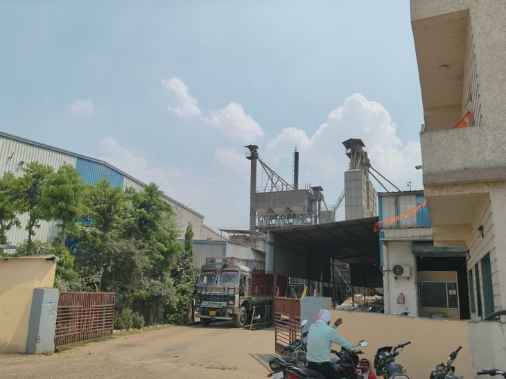 नर्मदापुरम में 4.22 करोड़ की मूंग चोरी का मामला:पुलिस मंडी बोर्ड को लिखेगी पत्र; बालाजी इंडस्ट्रीज पर टैक्स चोरी का केस भी चलेगा