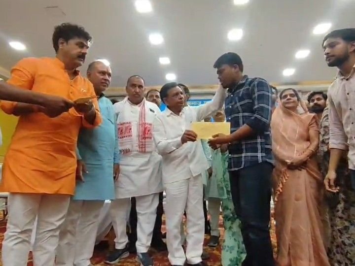 देवास में उपमुख्यमंत्री, अंबेडकर जयंती पर दिया समानता का संदेश:वंदे मातरम विवाद और ब्लैकमेलिंग-भ्रूण हत्या मामले पर बोले- दोषियों पर सख्त कार्रवाई होगी