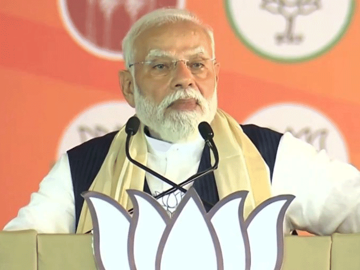 मोदी ने चुनावी रैली में फिल्मों का जिक्र किया:बोले- विपक्ष ने 'धुरंधर', 'कश्मीर फाइल्स' और 'केरल स्टोरी' को झूठ बताया, उनका यही काम