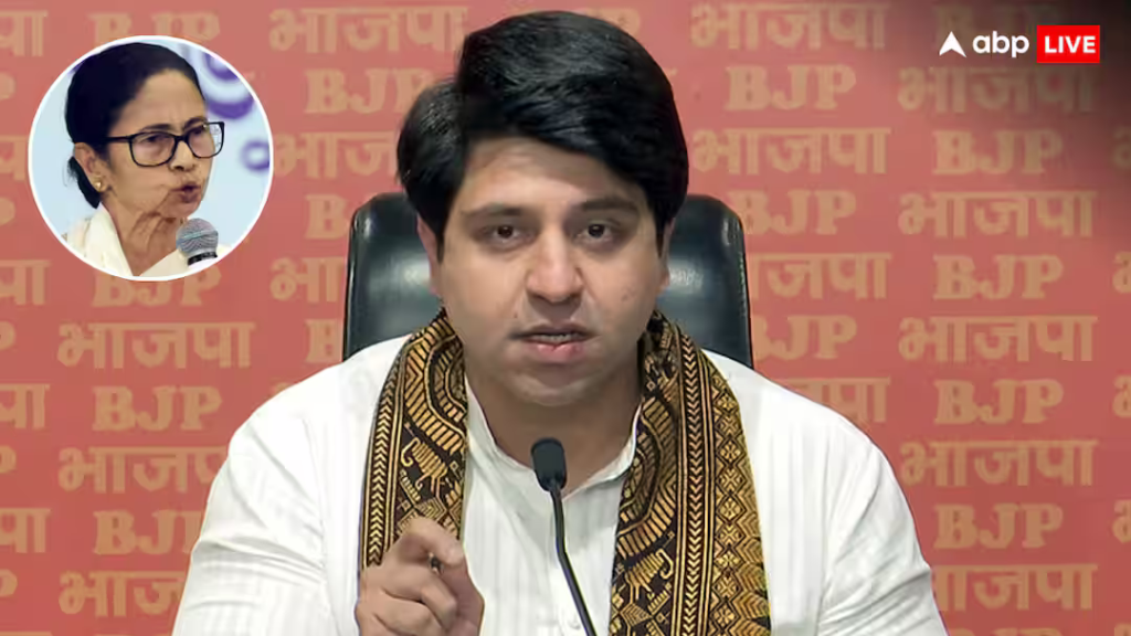 'ईडी, सीबीआई, एनआईए के बाद धार्मिक अधिकारी और अब सीआरपीएफ...', भड़की बीजेपी, टीएमसी को 'भड़काऊ भाईजान कमेटी' पर ममता का बयान