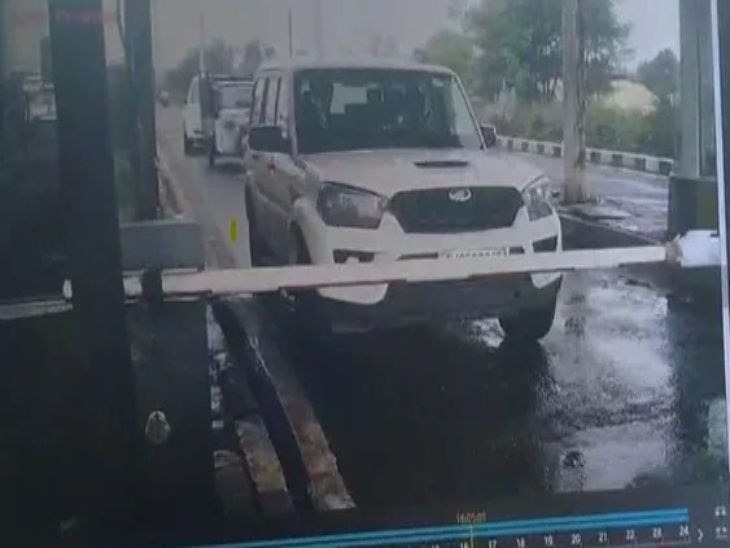 1 करोड़ बरामदगी पर 20 लाख हड़पने का आरोप:गुना पुलिस से हाईकोर्ट ने मांगी स्टेटस रिपोर्ट; पूछा-फरियादी का बयान दर्ज हुआ या नहीं