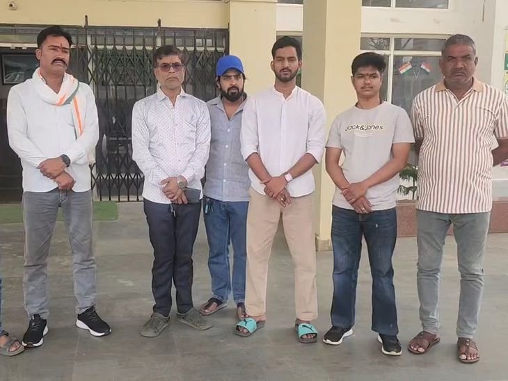 विदिशा में शराब दुकान गली में शिफ्ट:मुख्य मार्ग से हटने पर रहवासियों ने जताया आभार, वापसी पर आंदोलन की चेतावनी