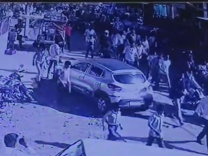 माचलपुर में बाइक साइड करने पर विवाद:शादी समारोह के लिए गंगा जल यात्रा निकालते टाइम झड़प, दो पक्षों में मारपीट, 9 गिरफ्तार