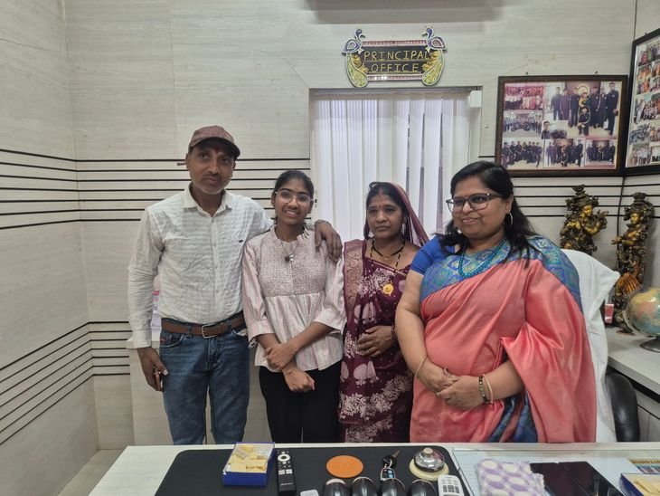 बड़वानी की महक गोले को प्रदेश में छठवीं रैंक:10वीं में 98.8 प्रतिशत अंक किए हासिल; पिता बनाते हैं मटके, अब IAS बनना लक्ष्य