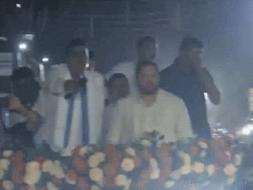 हिमंता बोले- बंगाल से घुसपैठियों को लात मारकर निकालेंगे:तेजस्वी के रोड शो में धक्का-मुक्की; आज राहुल गांधी की 3 रैलियां