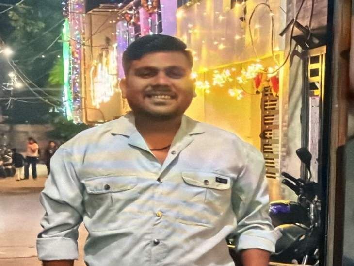 पिता को सिर-पेट में मारा चाकू, हालत गंभीर:तीन दिन पहले हिस्ट्रीशीटर बेटे को एसीपी ने मुचलके पर छोड़ा था, बेटी ने दर्ज कराई एफआईआर