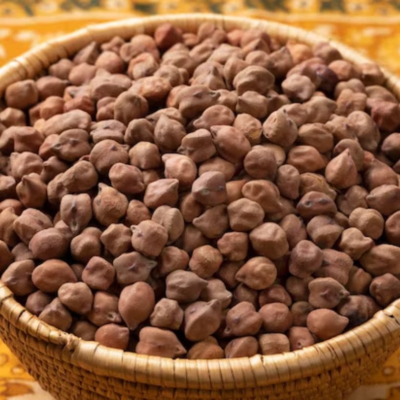 <!-- HTML_TAG_START --><p><strong>सामग्री</strong>: 500 ग्राम टिंडा, 1 कप काले चने, 1 प्याज, 2 टमाटर, 2 हरी मिर्च, 1 चम्मच अदरक-लहसुन पेस्ट, 2 चम्मच तेल, 1 चम्मच जीरा, ½ चम्मच हल्दी, 1 चम्मच धनिया पाउडर, ½ चम्मच गरम मसाला, नमक, हरा धनिया</p><!-- HTML_TAG_END --> <span class="graytxt">Image: Freepik</span>