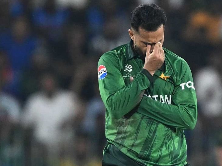 पाकिस्तानी ऑलराउंडर नवाज ड्रग टेस्ट पॉजिटिव पाए गए:PCB ने जांच शुरू की; टी-20 वर्ल्डकप के दौरान लिए गए सैंपल में फेल