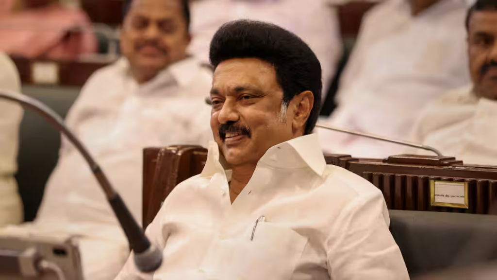 एग्जिट पोल: DMK-AIADMK में क्या है एग्जिट पोल?