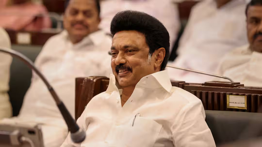 एग्जिट पोल: DMK-AIADMK में क्या है एग्जिट पोल?
