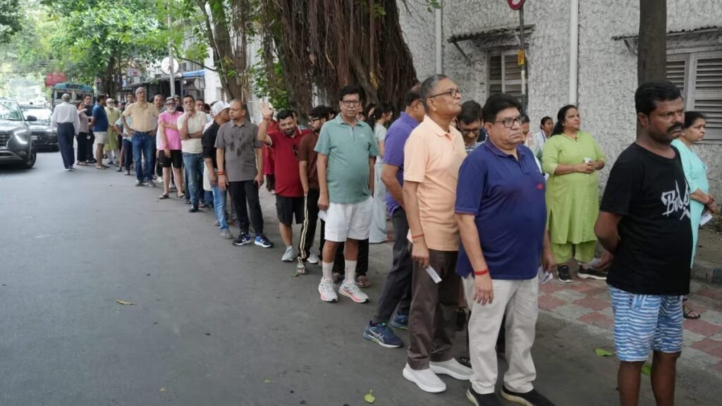 MI vs SRH Live Score, IPL 2026: Follow Scorecard and match updates from Wankhede Stadium in Mumbai. (Picture Credit: X/@mipaltan)