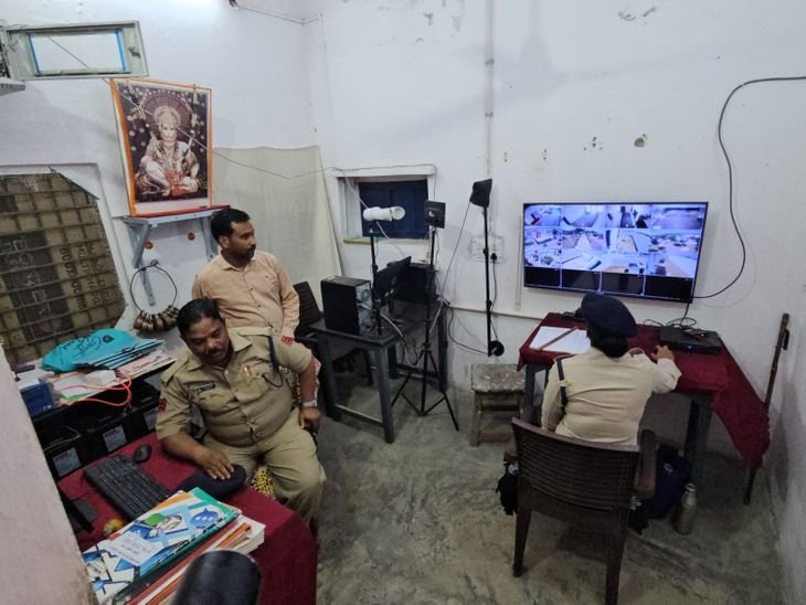 जेल में हर कैदी पर CCTV से निगरानी:15 मार्च को शाजापुर जेल से कैदी हुआ था फरार; लापरवाही से जेल प्रहरी सस्पेंड