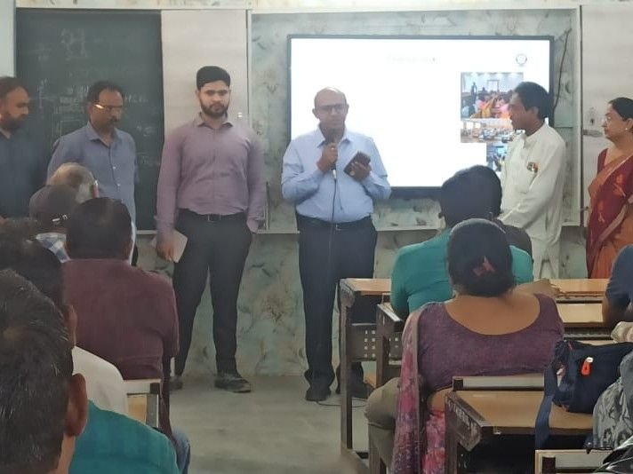 डिजिटल जनगणना प्रशिक्षण से 159 कर्मचारी अनुपस्थित:प्रशासन ने जारी किए कारण बताओ नोटिस, लापरवाही पर सख्त कार्रवाई