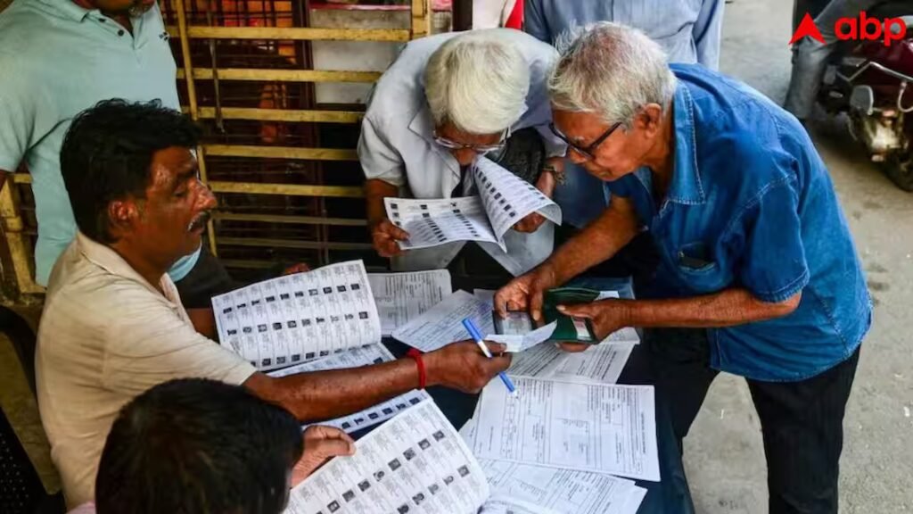 पश्चिम बंगाल चुनाव: 19 पर हत्या से जुड़े मामले की जानकारी... जानें पश्चिम बंगाल के पहले चरण में कितने करोड़पति