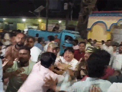 PM Modi Slams TMC Over Ma, Mati, Manush; Kejriwal Campaigns for TMC