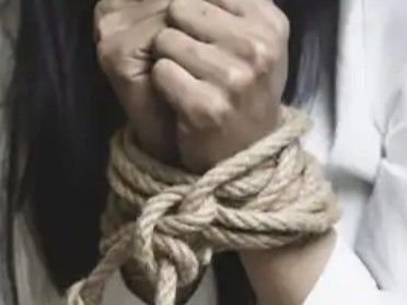 सीधी में 16 साल की लड़की का अपहरण:गुजरात में होने का आशंका, वापस लाने पुलिसल ने मांगेै 50 हजार